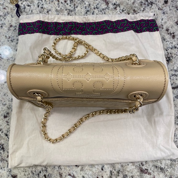 Tory Burch Fleming Medium Bag | Toasted Wheat - Picture 2 of 7